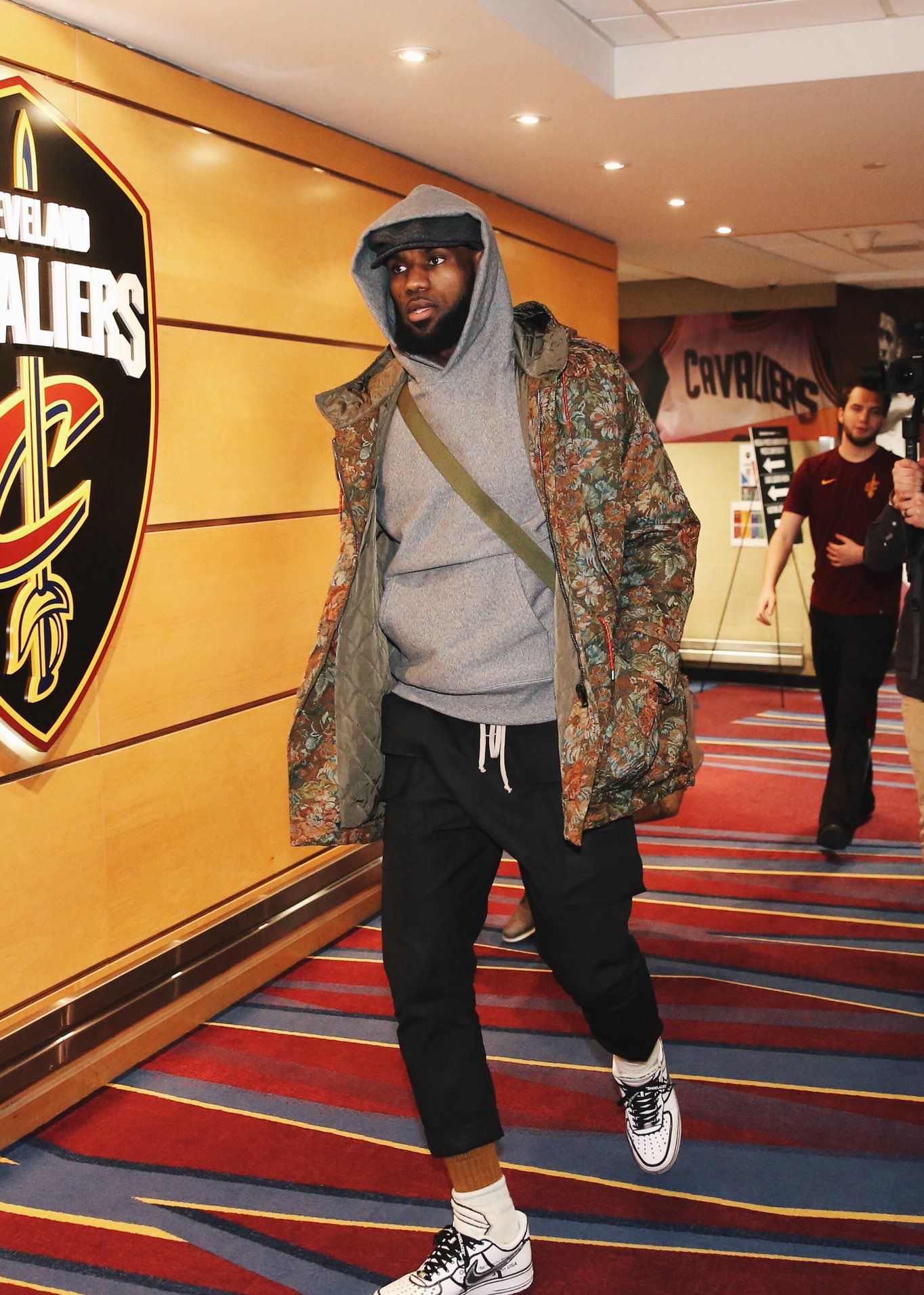 欧冠对阵曼城可能是阿隆索最后的机会（欧冠战曼城，阿隆索或仅剩最后一搏）