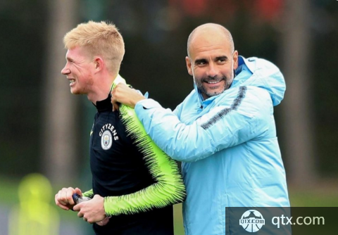 足球中超球队连签三员猛将，阵容升级完成（中超球队连签三大强援，阵容升级就位）