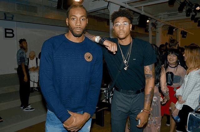 队报：巴黎在考虑引进一名右路后防多面手，有意埃里克-加西亚（队报：巴黎考虑补强右路防线，锁定多面手埃里克-加西亚）