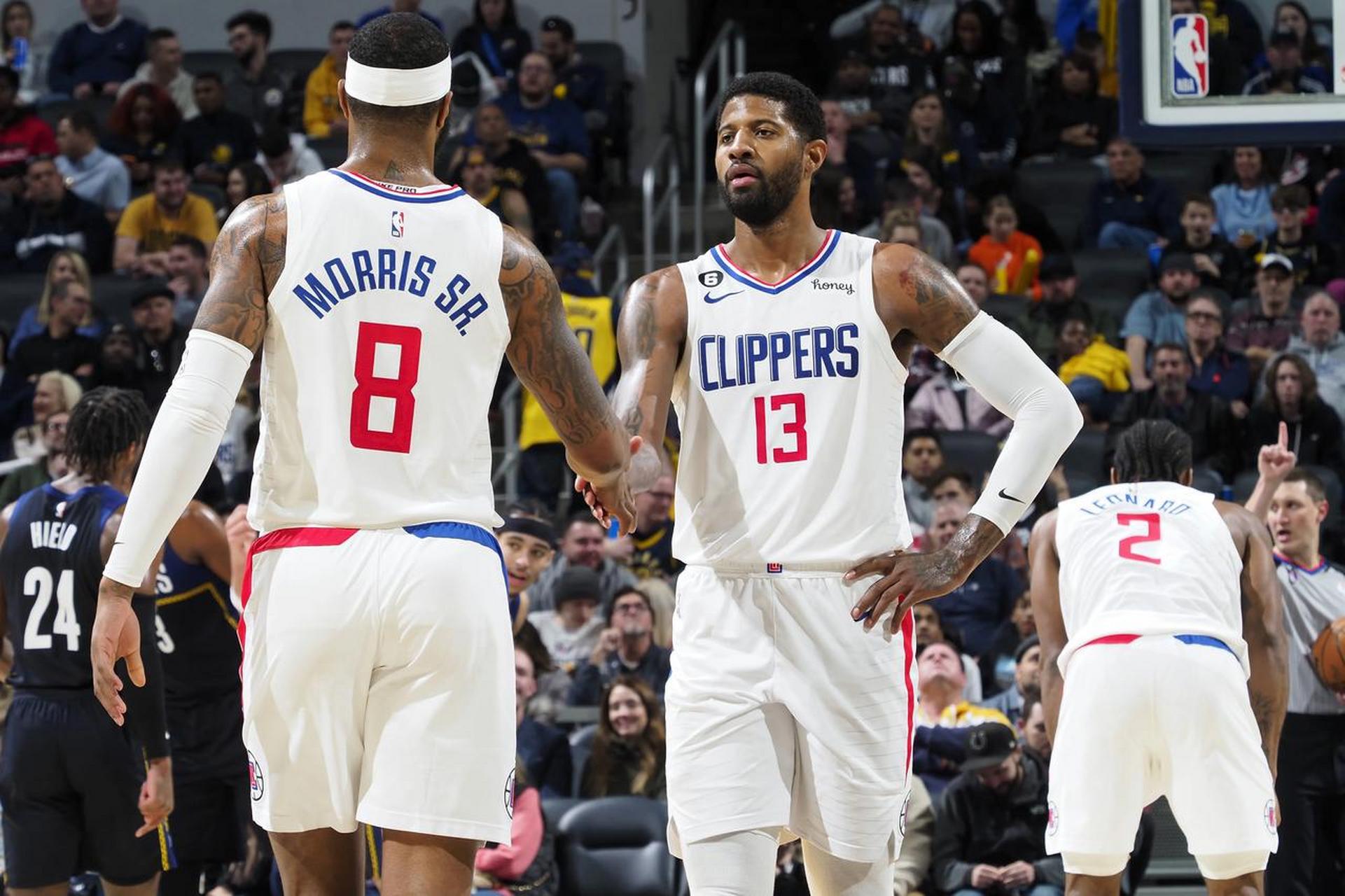 篮球火箭球队连续两场取胜（火箭队豪取两连胜）