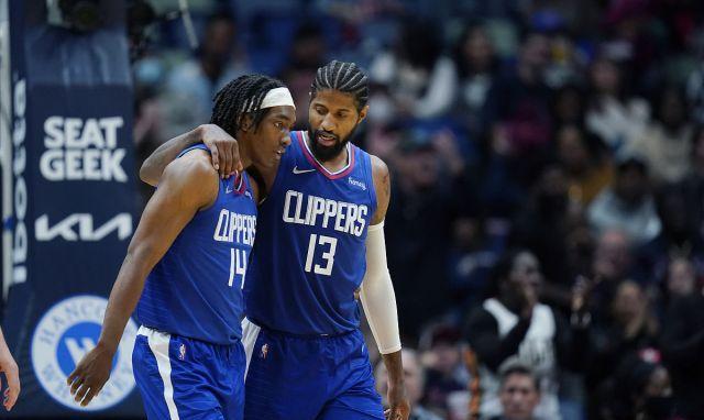 北爱尔兰主帅批评门将法雷尔：他本该做得更好（北爱尔兰主帅不满门将法雷尔：本应表现得更好）