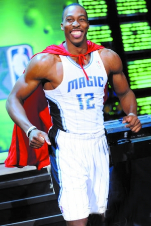 谢维军谈踢中卫：我很害怕出现失误，有经历才会有成长（谢维军谈改打中卫：害怕犯错，但经历才能带来成长）