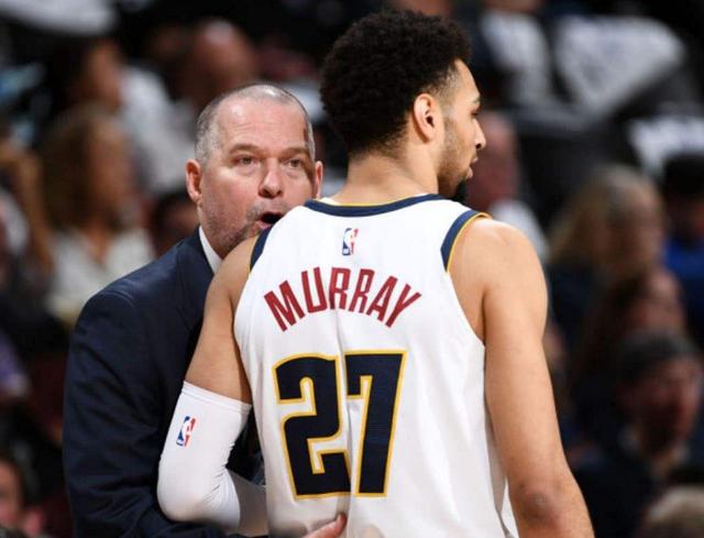 勇士门面在联赛再夺风头（勇士当家球星再度成为联赛焦点）