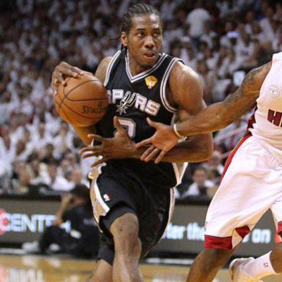 今天不累！哈登上半场7投3中&三分5中2 拿到10分5助攻&正负值+16（哈登半场轻松发挥：7投3中、三分5中2，砍下10分5助攻，正负值+16）