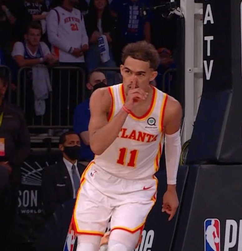 首节杜兰特＆小史密斯均取11分，两人命中率均超8成（杜兰特与小史密斯首节各拿11分，投篮命中率双双超八成）